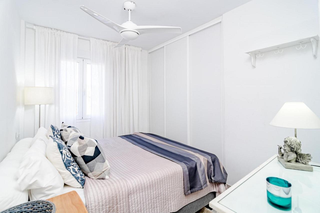 Cp - Modern Beachside Apartment In Estepona Esterno foto