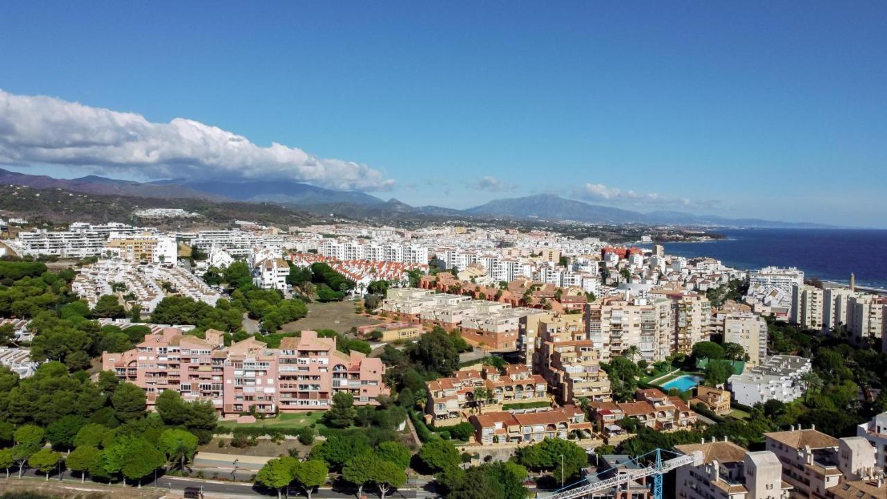 Cp - Modern Beachside Apartment In Estepona Esterno foto