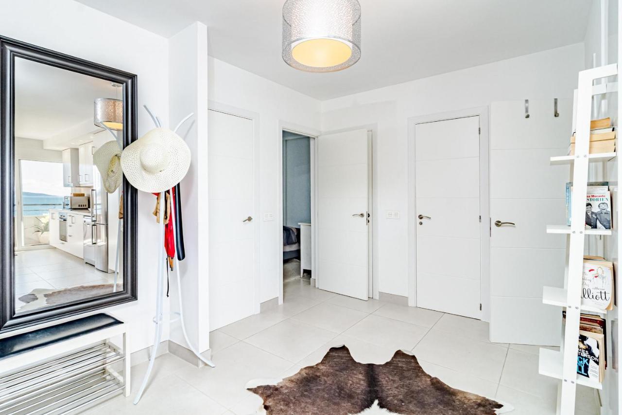 Cp - Modern Beachside Apartment In Estepona Esterno foto