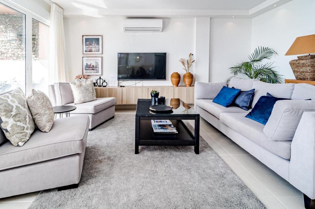 Cp - Modern Beachside Apartment In Estepona Esterno foto
